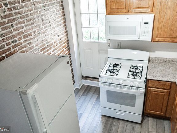 5th image of 408 George St