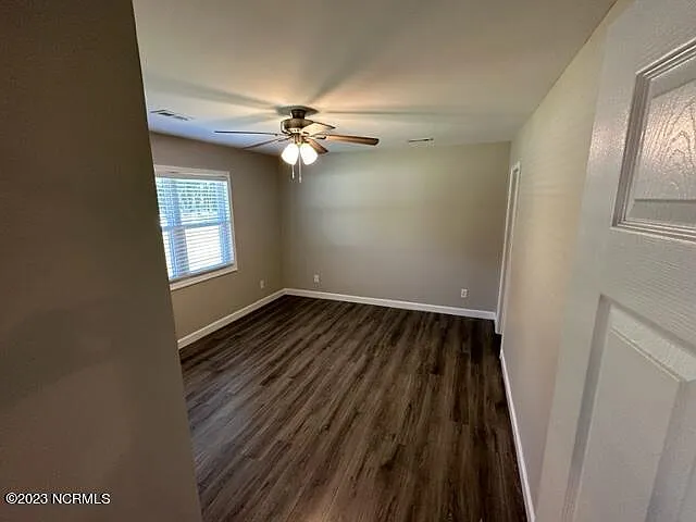 1520 Hickman Rd NW — Photo 8