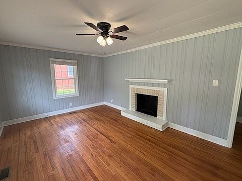 2nd image of 853 Nelson St