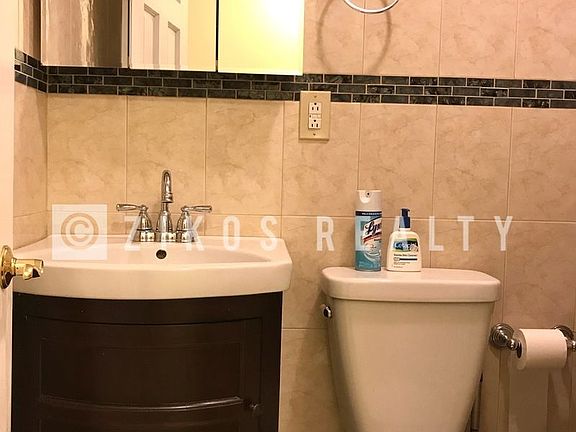 5th image of 1814 Astoria Blvd #1