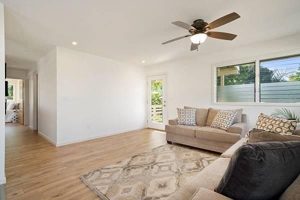 1st image of 76-6168 Plumeria Rd