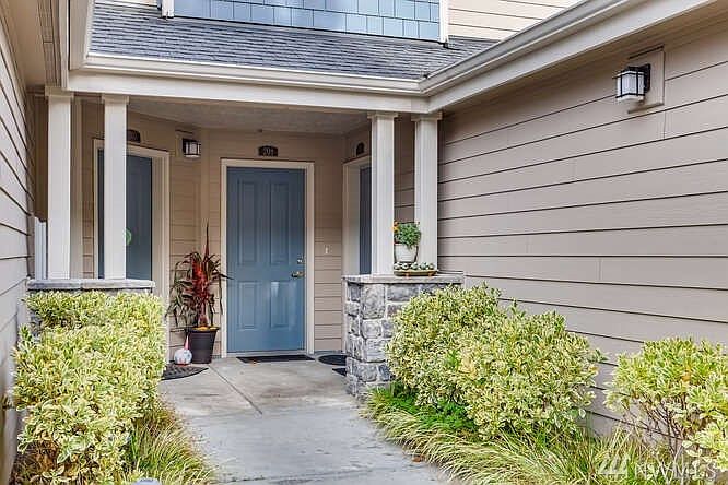 1st image of 4313 Issaquah Pine Lake Rd SE Unit 208