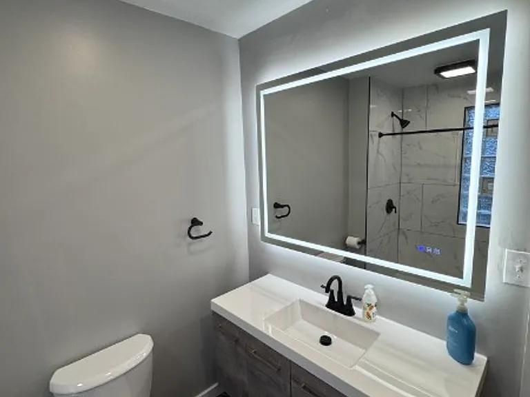2863 N Downer Ave — Photo 6