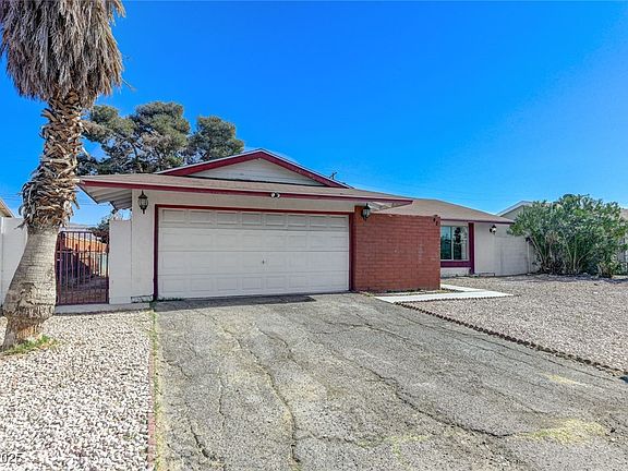 3rd image of 42 Del Amo Dr