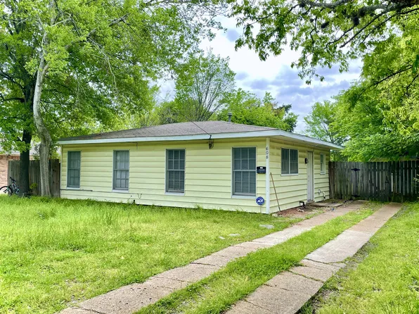 608 Highlands St, College Station, TX 77840