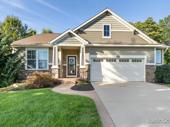 1549 E B Creek Drive, Holland, MI 49424