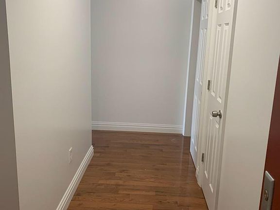 4th image of 2133 Mapes Ave #3