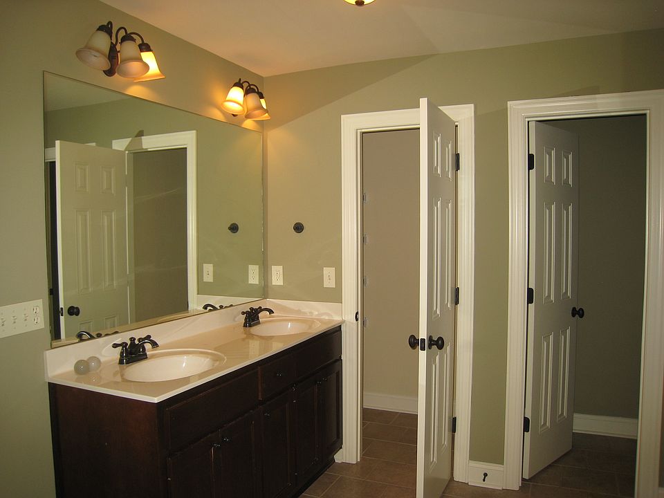 2nd image of 101 Properzi Way SW