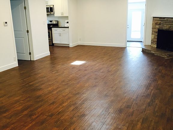 5th image of 14726 Astoria St