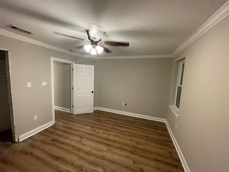 3715 Winbourne Ave — Photo 23