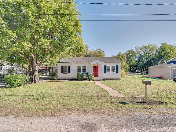 2nd image of 208 Boze St