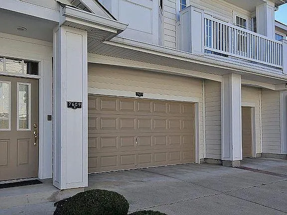 7609 Mansion Cir #F — Photo 33