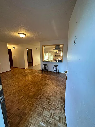 228 S Mercedes Dr Photo 1