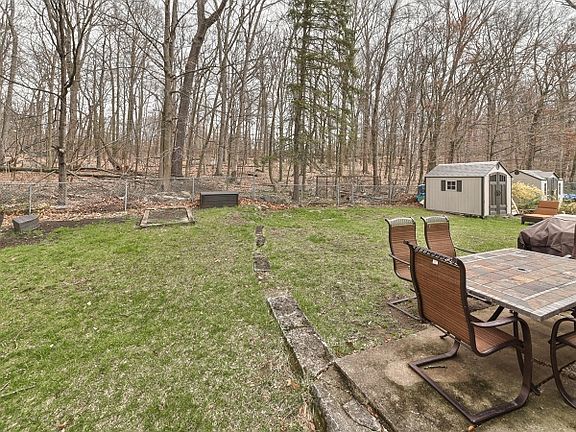 2nd image of 130 Woodhaven Dr