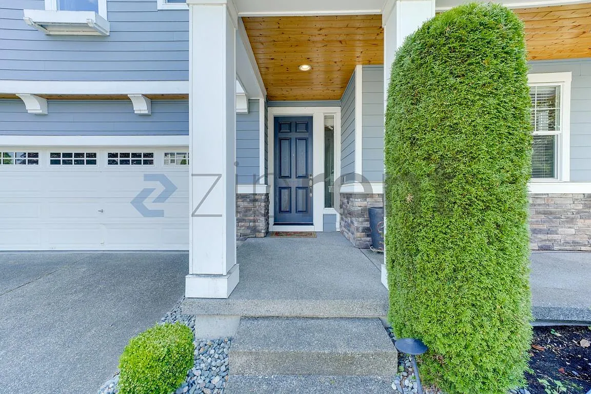 4 bed, 2.5 bath, 2773 sqft, $4,095 — Photo 3