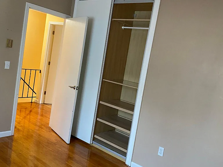10 Hoover Ave #2 — Photo 6