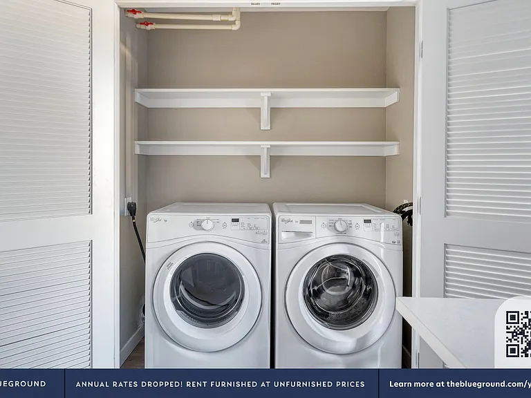 Washer/Dryer in Apartment