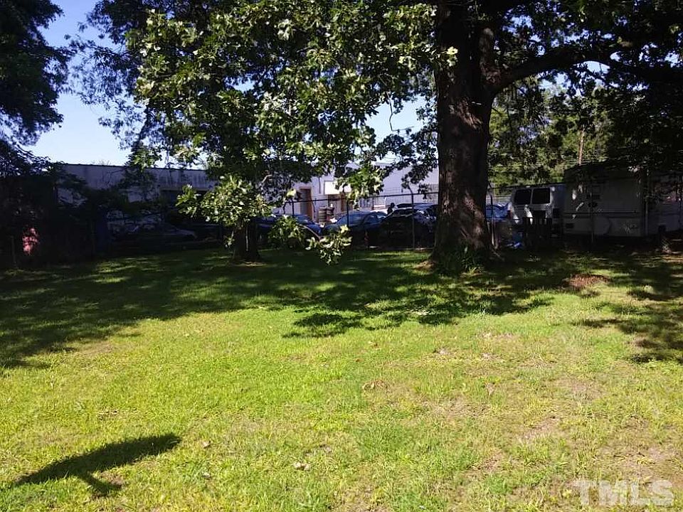 2nd image of 205 E Maynard Ave APT 3