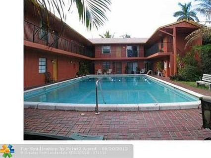 2nd image of 1826 N Dixie Hwy APT 207