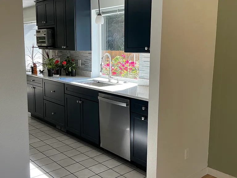 8475 NE Meadowmeer Dr — Photo 5