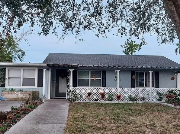 305 51st St W, Bradenton, FL 34209