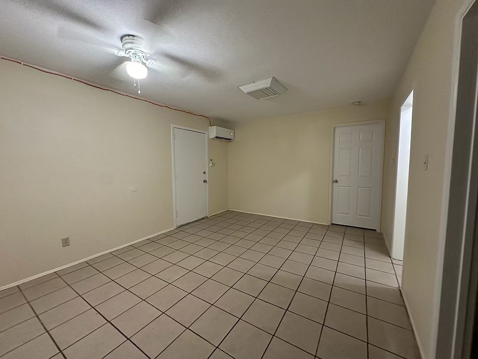 1st image of 14906 7th St #A