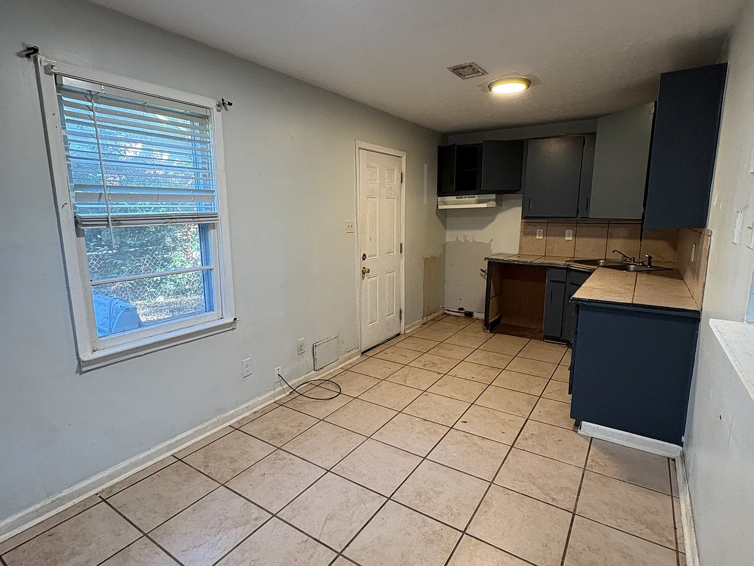 1742 Champion Street — Photo 2