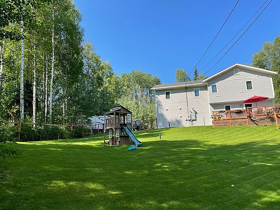 4th image of 3375 Hillary Ave
