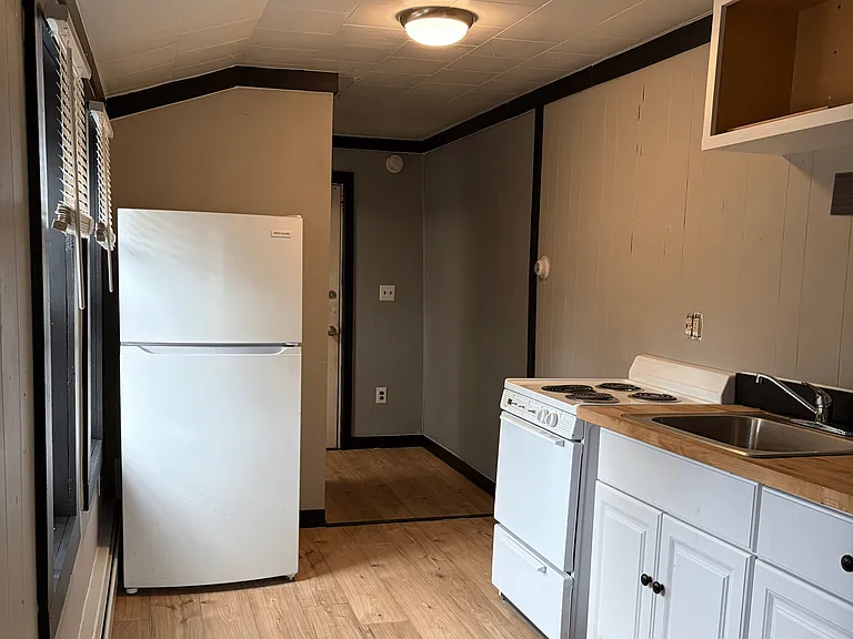53 Clinton Ave #1 — Photo 6