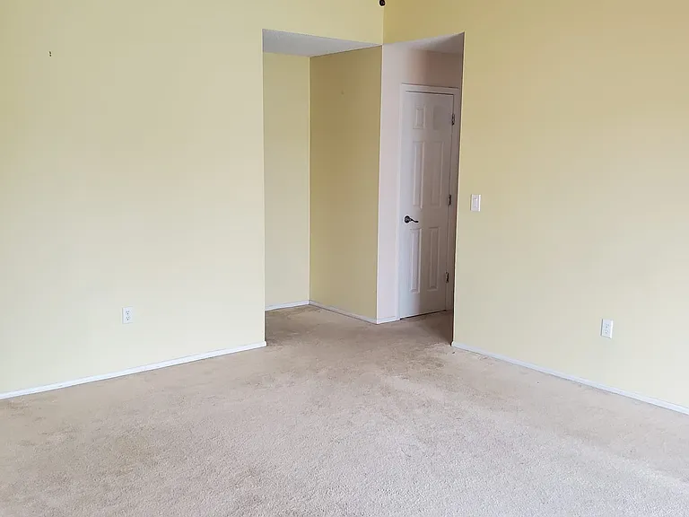 1324 Franford Dr — Photo 13