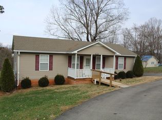 212 Cliffview Dr, Sparta, TN 38583