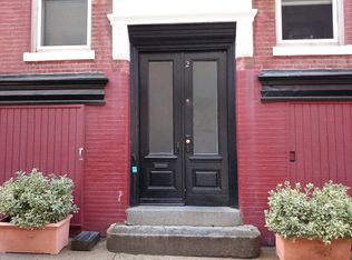 2 Baldwin Pl, Boston, MA 02113