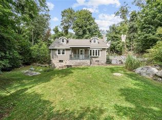 18 Cherry St, Fort Montgomery, NY 10922