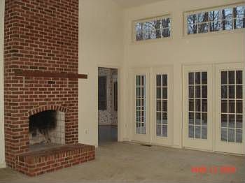 5th image of 17221 Kent Ct