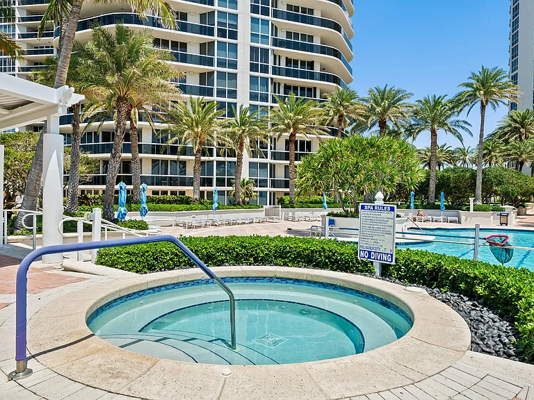 3200 N Ocean Blvd #307 — Photo 7