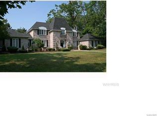 200 Deer Run, Buffalo, NY 14221