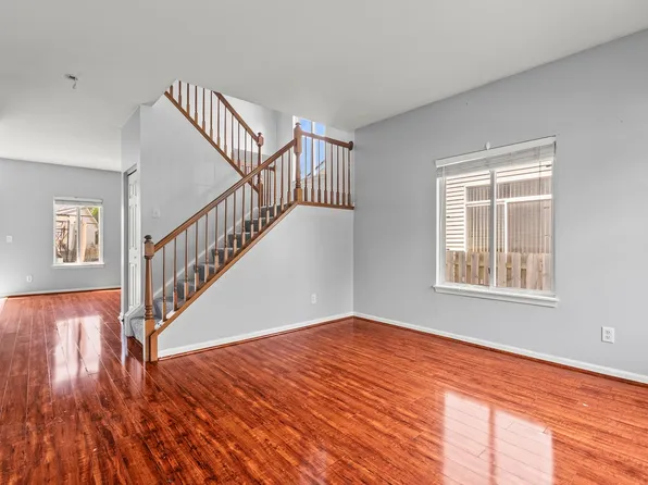 338 Richfield Trl, Romeoville, IL 60446