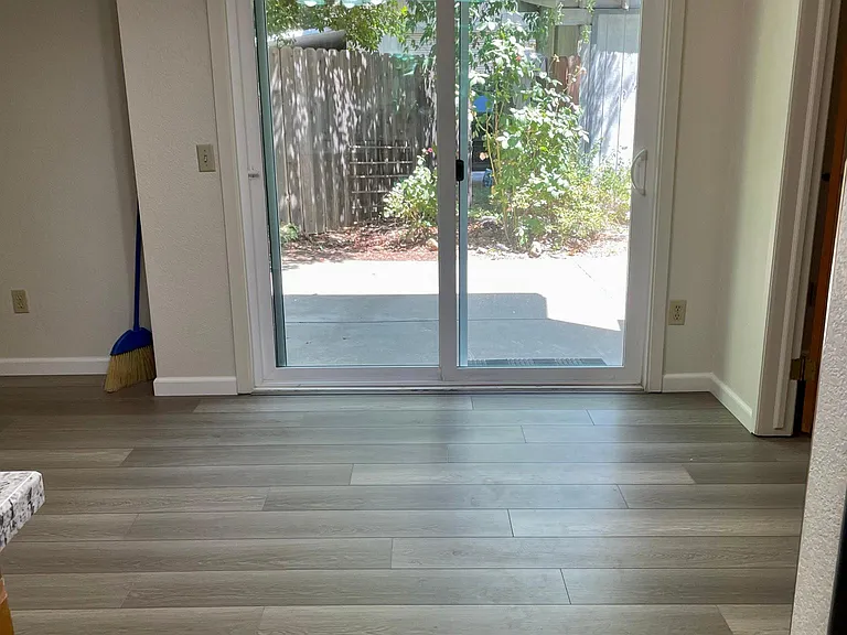 6102 Beech Ave #110 — Photo 12