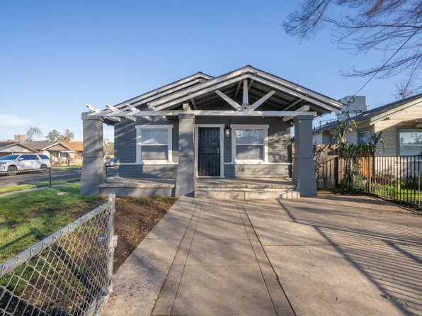 1209 E Hedges Ave, Fresno, CA 93728