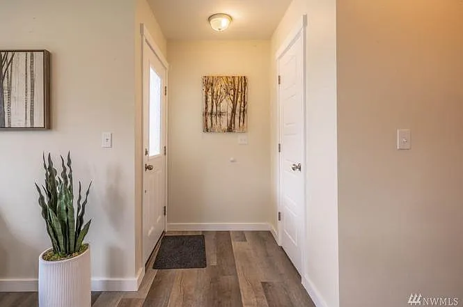 605 Stacey Pl — Photo 10