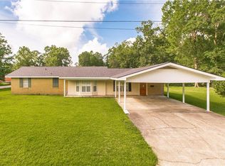928 S Dogwood Dr, Bogalusa, LA 70427