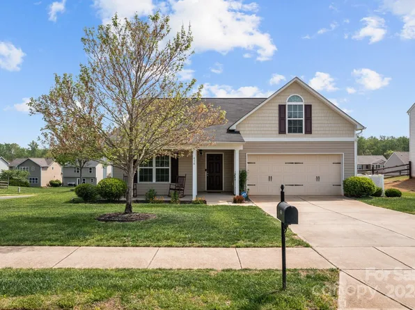 414 Berrybeth Cir, China Grove, NC 28023