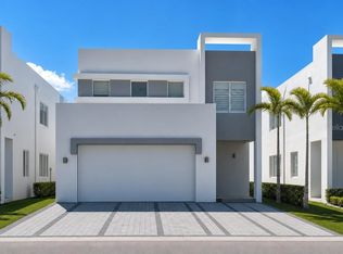 10384 NW 67th Ter, Doral, FL 33178
