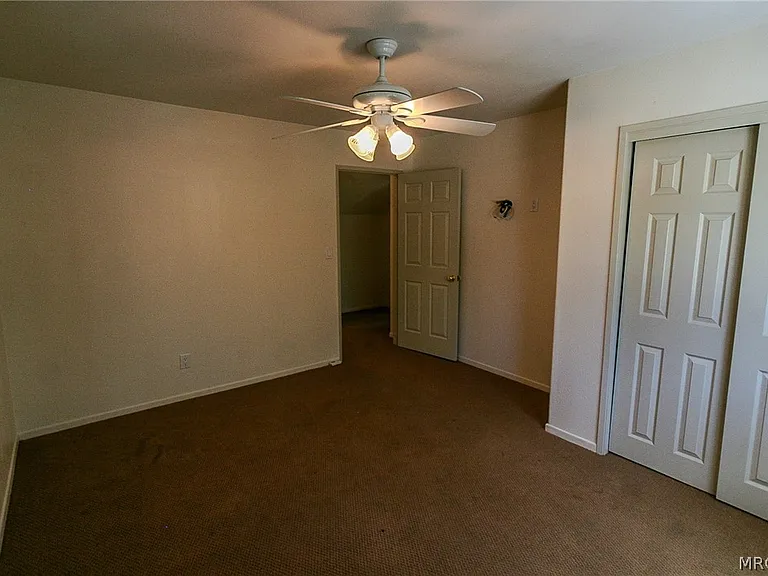 664 Barret Way — Photo 26