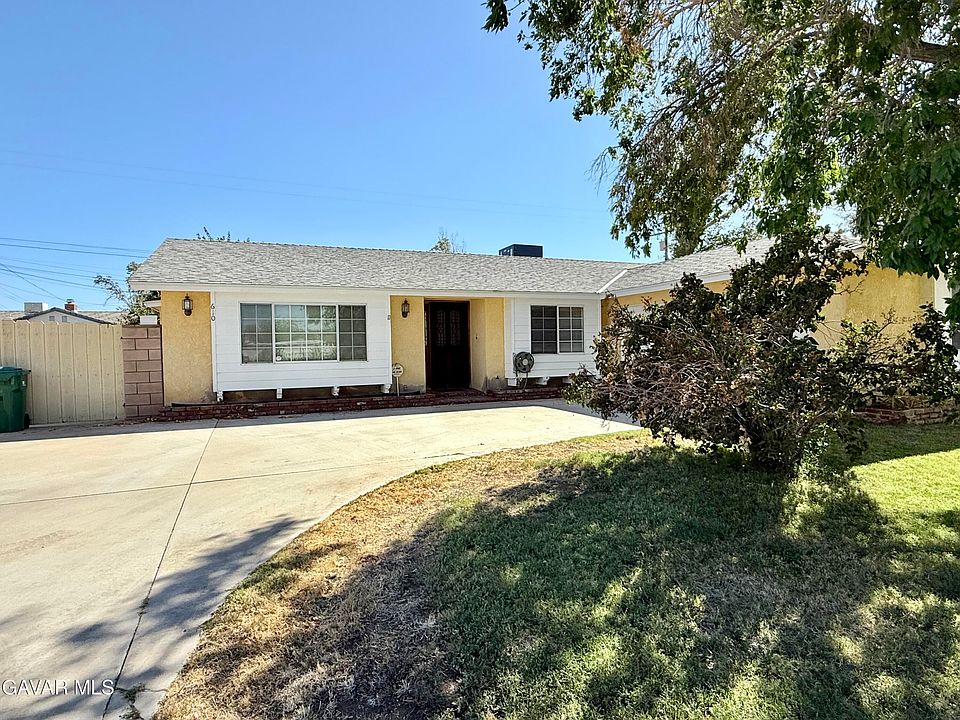 1st image of 610 W Avenue J8