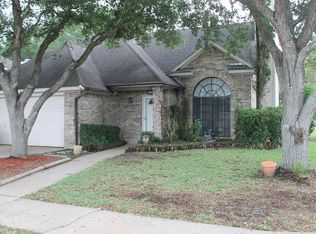 101 Sunset Dr, Victoria, TX 77901