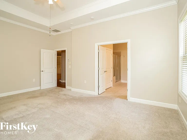 207 Hickory Nut Ln — Photo 10