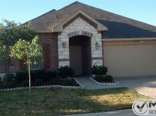 482 Eisenhower Ln, Lavon, TX 75166