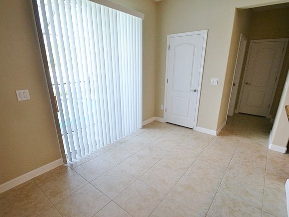 5th image of 20022 Oakflower Ave