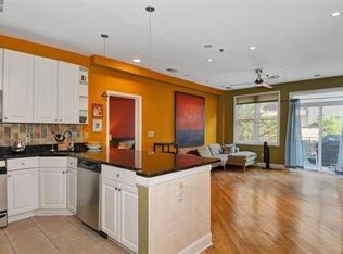 915 Madison St APT 2F, Hoboken, NJ 07030